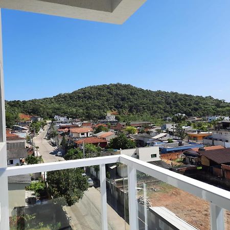 Agradavel Apartamento Em Bairro Silencioso... 坎博里乌 外观 照片